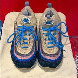 SW 97/1 Men’s 8.5/Women’s 10